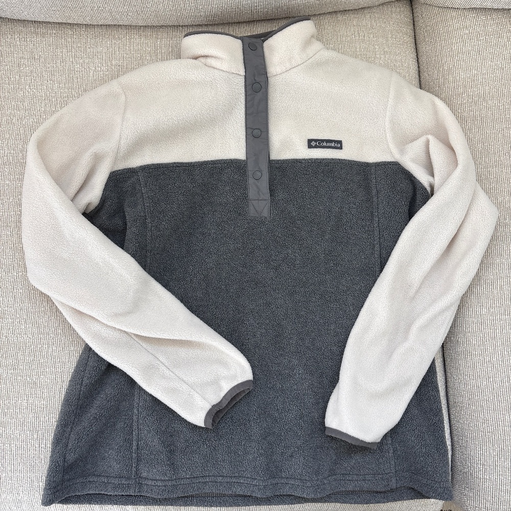 Colombia Fleece Sweatshirt